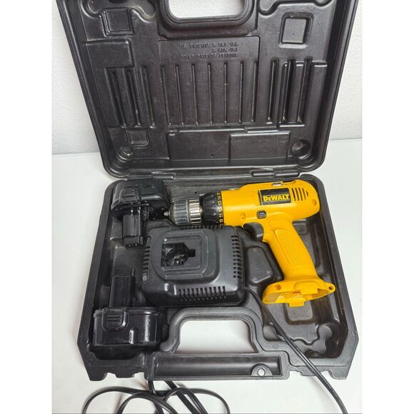 DeWalt DW9116 7,2V-18V Cordless Drill Driver Tool 1 hr Battery Charger 2 Battery - Picture 3 of 15